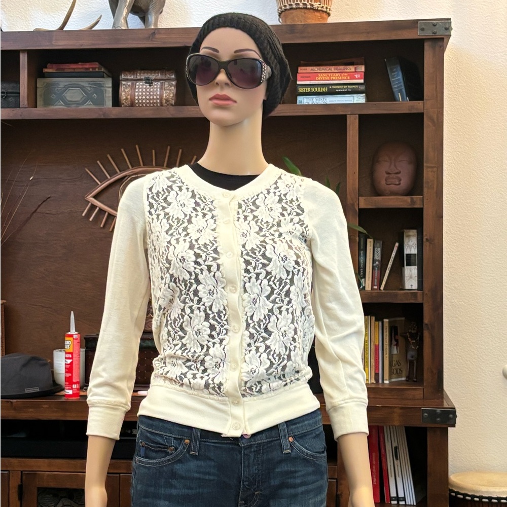 Cream Lace Cardigan - Picture 2 of 3